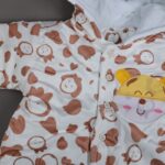 ⁦تبان بيبي لون ابيض وبني⁩ - الصورة ⁦7⁩