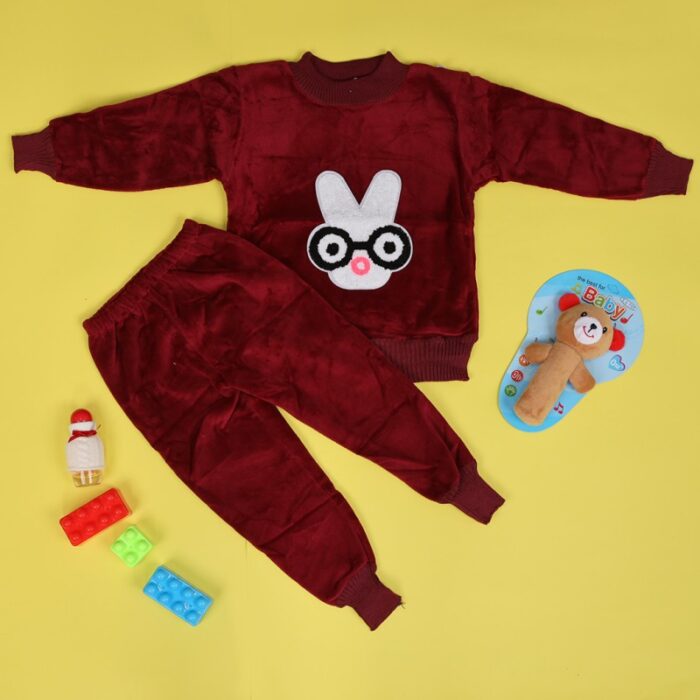 103378205_67de121fb4646 بجامة (قطعتين) للأطفال لون خمري - الصورة 1