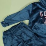 ⁦بجامة بطاقية (قطعتين) للأطفال لون كحلي⁩ - الصورة ⁦4⁩