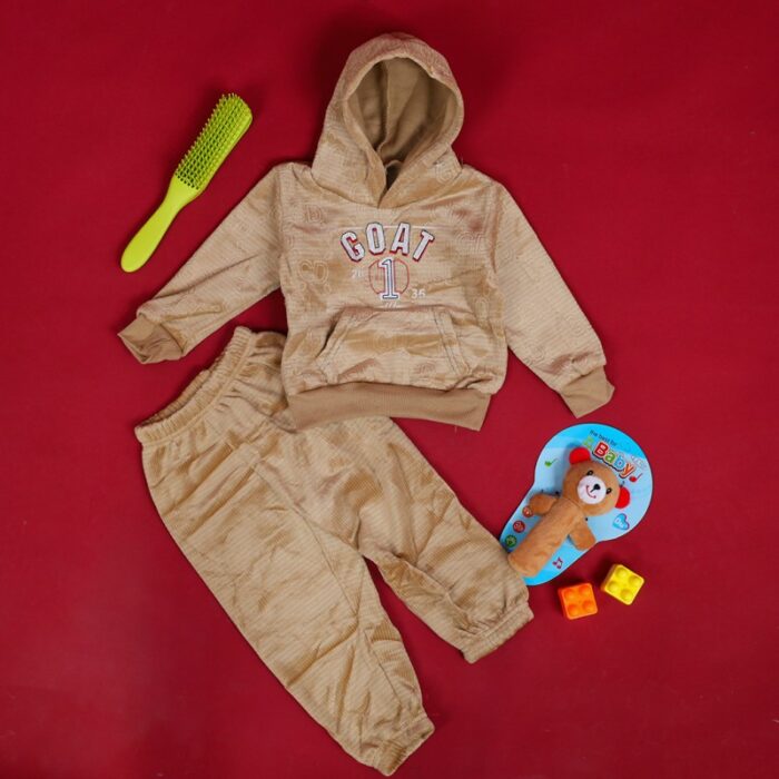 103378243_67de1278db644 بجامة (قطعتين) للأطفال لون بيج - الصورة 1
