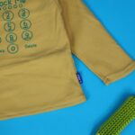 ⁦بلوزة بأكمام طويلة للأطفال لون اصفر⁩ - الصورة ⁦4⁩