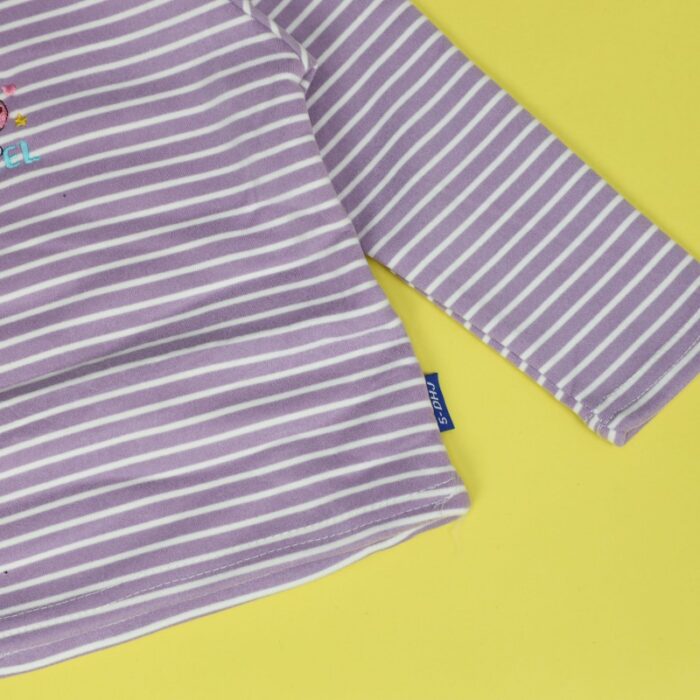 ⁦بلوزة بأكمام طويلة للأطفال لون ابيض وبنفسجي⁩ - الصورة ⁦5⁩