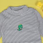 ⁦بلوزة بأكمام طويلة للأطفال لون ابيض واسود⁩ - الصورة ⁦5⁩