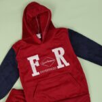 ⁦بجامة بأكمام طويلة وطاقية (قطعتين) للأطفال لون خمري وكحلي⁩ - الصورة ⁦4⁩