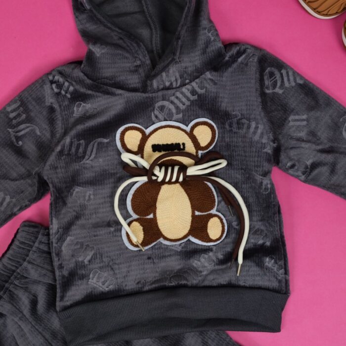 ⁦بجامة بتصميم رسوم الدب (قطعتين) للأطفال لون رمادي⁩ - الصورة ⁦2⁩