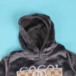 ⁦بجامة بطاقية (قطعتين) للأطفال لون رمادي⁩ - الصورة ⁦5⁩