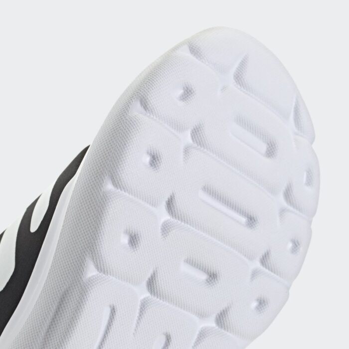 ⁦adidas Kids' Tensaur Run 2.0 Shoes - Black⁩ - الصورة ⁦8⁩