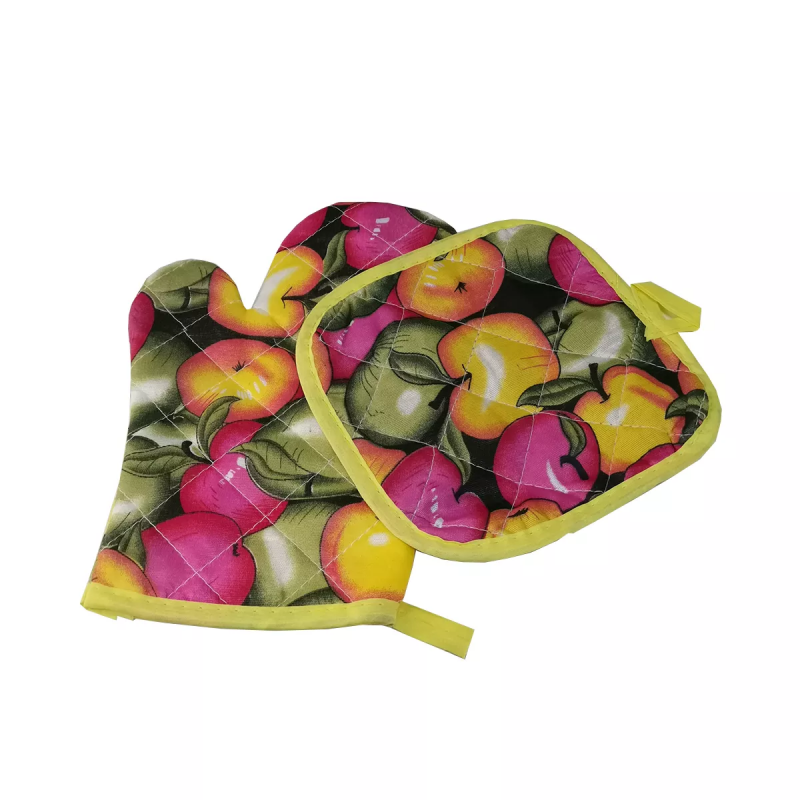 ⁦طقم كفوف ومساكة قطعتين بتصميم فواكه⁩ - الصورة ⁦1⁩