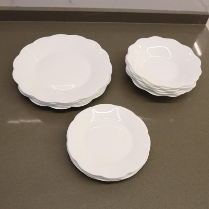 ⁦طقم صحون 18 قطعة لون ابيض⁩ - الصورة ⁦2⁩