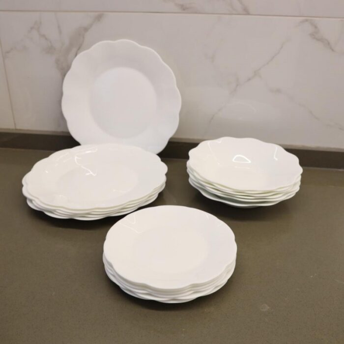 ⁦طقم صحون 18 قطعة لون ابيض⁩ - الصورة ⁦3⁩