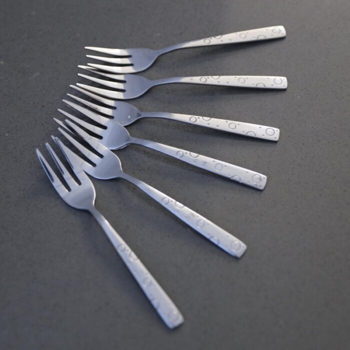 ⁦طقم شوك ستانلس ستيل 6 قطع حجم صغير لون فضي⁩ - الصورة ⁦7⁩