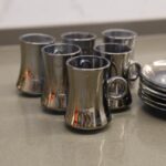 ⁦طقم كاسات زجاج شاي مع صحون 6 قطع لون سكني⁩ - الصورة ⁦2⁩