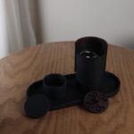 مبخرة 3 قطع مع قاعدة وحافظة بخور ارتفاع 11 و7 قطر ومضيفة دائرية ارتفاع 4 ونص و6 ونص قطر والقاعدة 26 طول وعرض 12