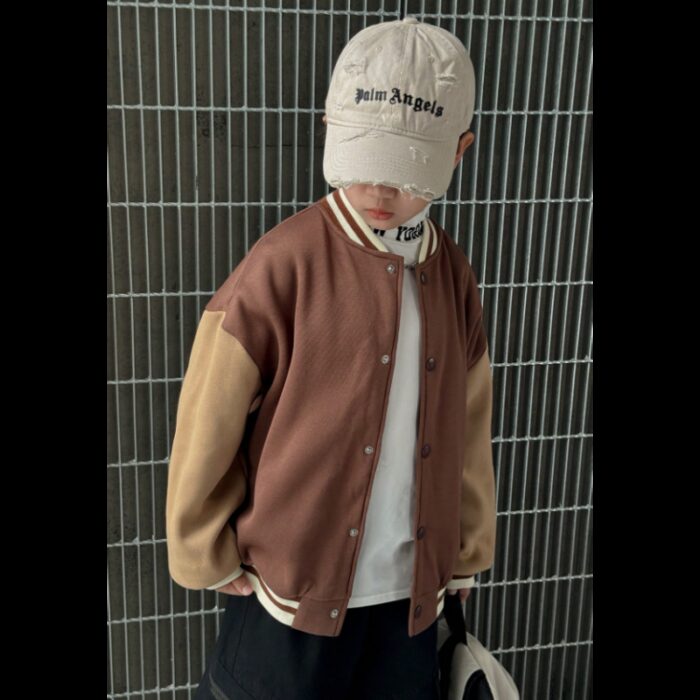 ⁦جاكيت ولادي لون بني وبيج⁩ - الصورة ⁦4⁩