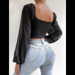 ⁦بلوزة قصيرة بتصميم رباط للنساء لون اسود⁩ - الصورة ⁦2⁩