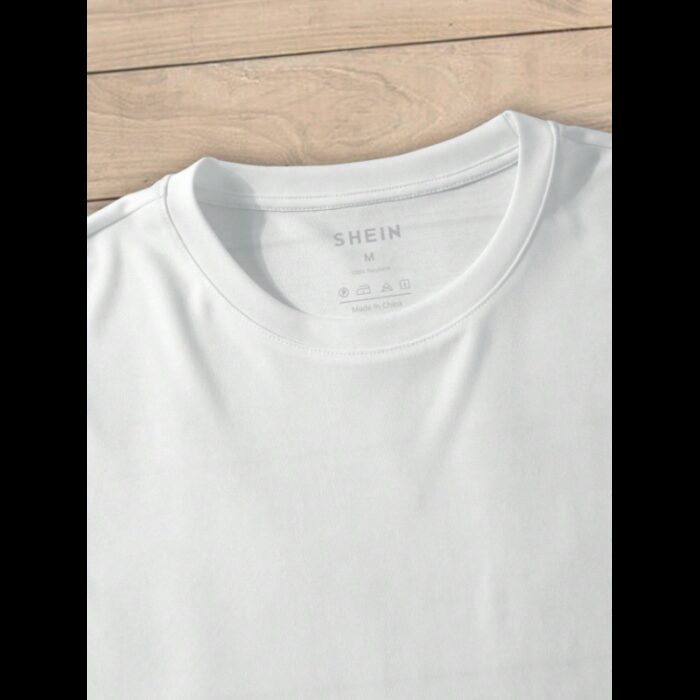 ⁦تيشيرت بباقة رقبة دائرية للرجال لون ابيض⁩ - الصورة ⁦4⁩