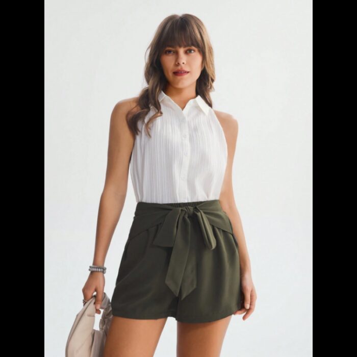 ⁦شورت نسائي بعقدة أمامية للنساء لون زيتي⁩ - الصورة ⁦4⁩