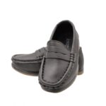 ⁦حذاء كاجوال جلد للأطفال لون أسود⁩ - الصورة ⁦7⁩