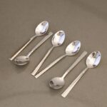 ⁦طقم معالق ستانلس ستيل 18/10 حجم صغير لون فضي6 قطع⁩ - الصورة ⁦3⁩