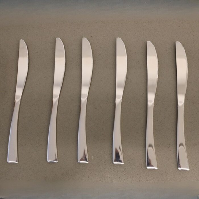 ⁦طقم سكاكين ستانلس ستيل18/10 لون فضي 6 قطع⁩ - الصورة ⁦4⁩
