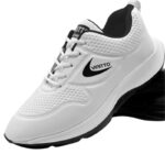 حذاء رياضي للرجال لون أبيض من Vinitto