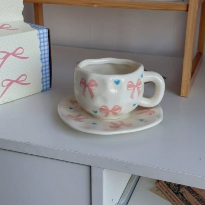 103378940_67de1805acce5 فنجان مع صحن لون أبيض - الصورة 1