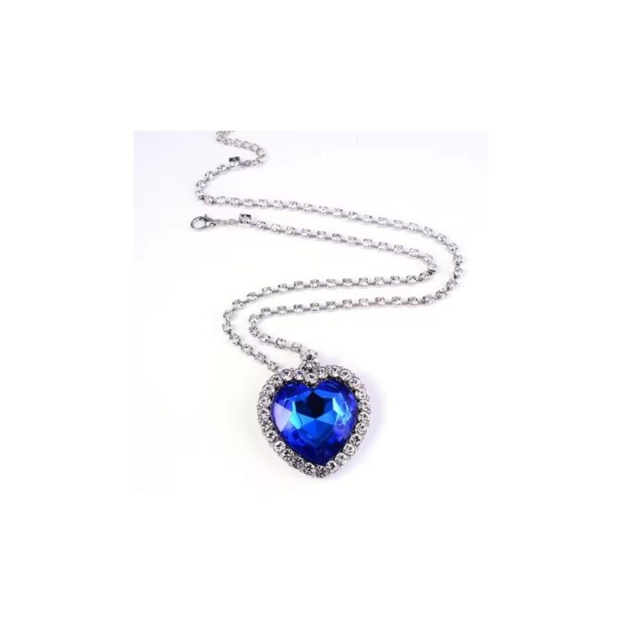 ⁦قلادة التيتانيك على شكل قلب مع سلسلة مرصّعة بالكريستال اللامع - لون أزرق⁩ - الصورة ⁦3⁩