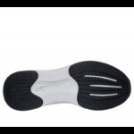 ⁦حذاء سكيتشرز جور رن ايلفيت 2.0 للرجال لون رمادي ونعل ابيض-Skechers Men's GOrun Elevate 2.0 - Upraise Shoes⁩ - الصورة ⁦4⁩