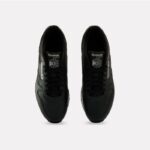 ⁦Reebok Mens' Classic Leather Shoes - حذاء ريبوك كلاسيك ليذر للرجال لون أسود⁩ - الصورة ⁦2⁩