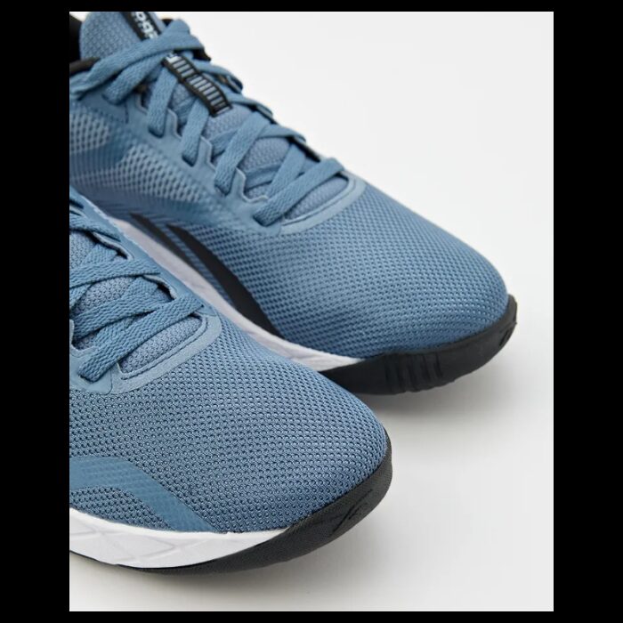 ⁦Reebok Mens' NFX Training Shoes - حذاء ريبوك ان اف اكس للرجال لون أزرق ونعل ابيض⁩ - الصورة ⁦2⁩