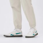 ⁦Reebok Mens' Court Advance Shoes - حذاء ريبوك كورت ادفانس للرجال لون أبيض و أسود⁩ - الصورة ⁦5⁩