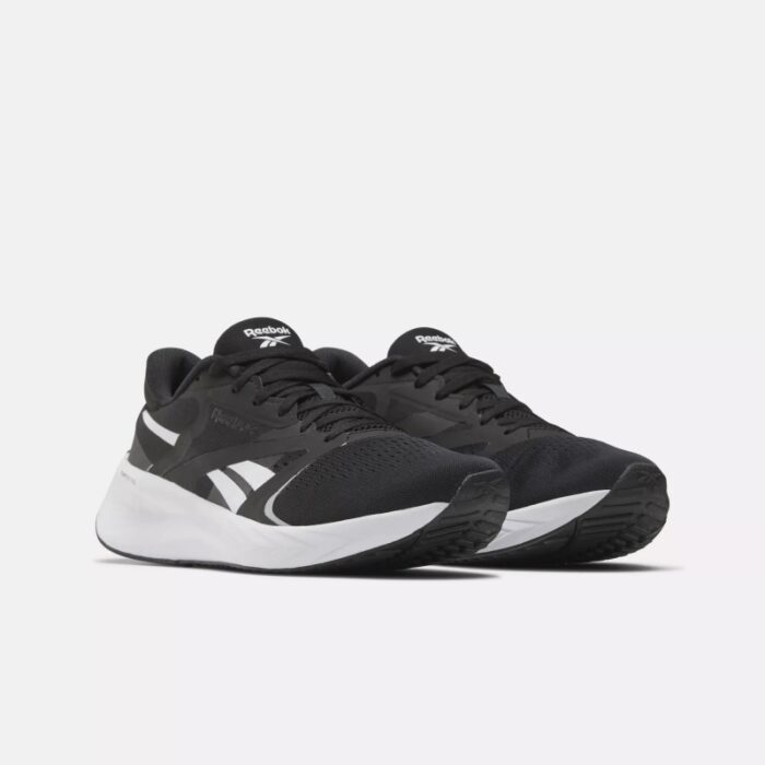⁦Reebok Mens' Energen Tech Plus 2 Running Shoes - حذاء ريبوك اينيرجن تيك بلس 2 للرجال لون أسود ونعل أبيض⁩ - الصورة ⁦2⁩