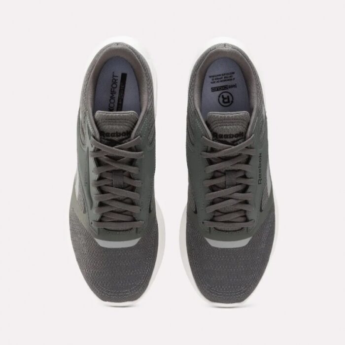 ⁦Reebok Mens' Energen Tech 2 Running Shoes - حذاء ريبوك اينيرجن تيك 2 للرجال لون رمادي ونعل ابيض⁩ - الصورة ⁦4⁩