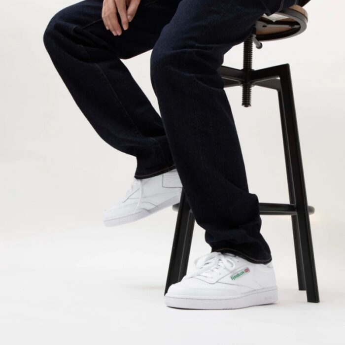 ⁦Reebok Mens' Club C 85 Shoes - حذاء ريبوك كلوب سي 85 للرجال لون أبيض⁩ - الصورة ⁦8⁩