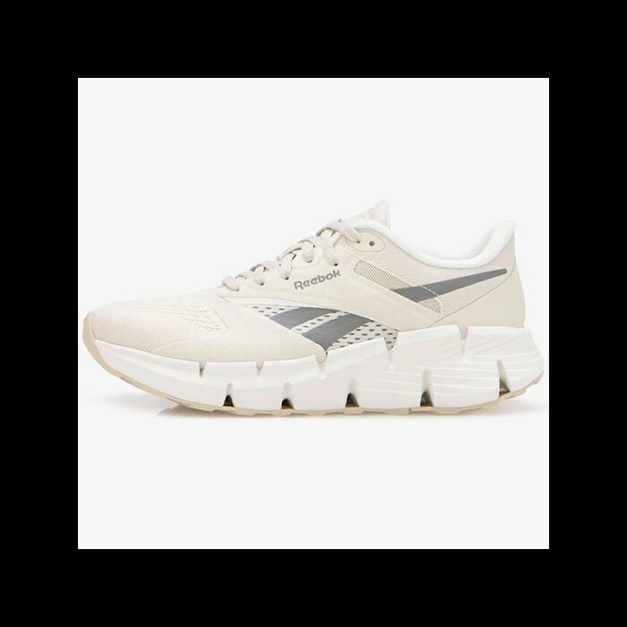 ⁦Reebok Womens' Zig Dynamica 5 Shoes - حذاء ريبوك زيج دايناميكا 5 للنساء لون طحيني وبرتقالي⁩ - الصورة ⁦4⁩