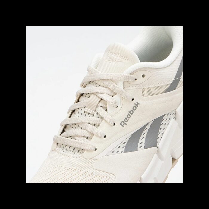 ⁦Reebok Womens' Zig Dynamica 5 Shoes - حذاء ريبوك زيج دايناميكا 5 للنساء لون طحيني وبرتقالي⁩ - الصورة ⁦8⁩