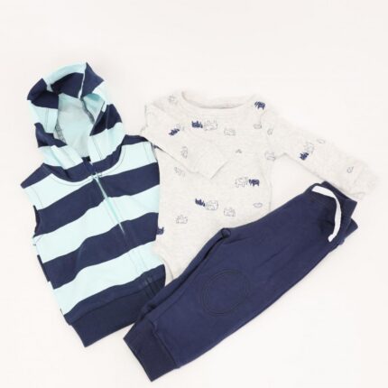 طقم للأطفال 3 قطع لون أزرق فاتح و كحلي