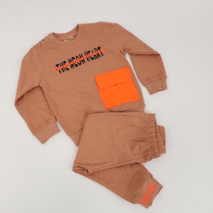 103379361_67de1bec61fe6 بجامة للأطفال قطعتين لون بني بتصميم Candy Girl - الصورة 1