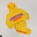 ⁦بجامة للأطفال قطعتين لون أصفر بتصميم Candy Girl⁩ - الصورة ⁦4⁩