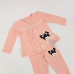 ⁦طقم قطعتين للأطفال لون مشمشي⁩ - الصورة ⁦4⁩