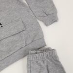 ⁦طقم للأطفال قطعتين لون سكني فاتح⁩ - الصورة ⁦2⁩