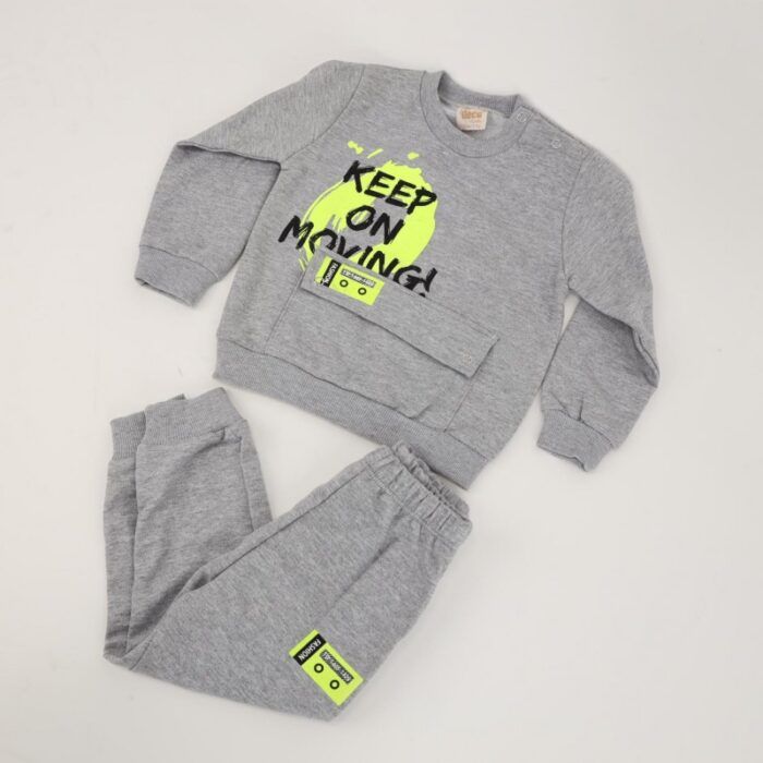 ⁦طقم للأطفال قطعتين لون سكني فاتح⁩ - الصورة ⁦4⁩