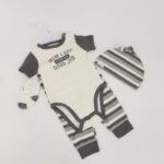 ⁦طقم 4 قطع للأطفال لون رمادي و أبيض⁩ - الصورة ⁦2⁩