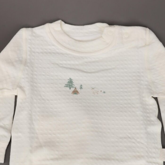 103379390_67de1c41bd386 طقم للأطفال قطعتين لون بيج - الصورة 1