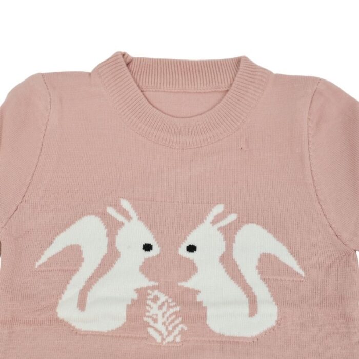 ⁦بلوزة ربيعية للأطفال لون زهري نود بتصميم أرنب⁩ - الصورة ⁦6⁩