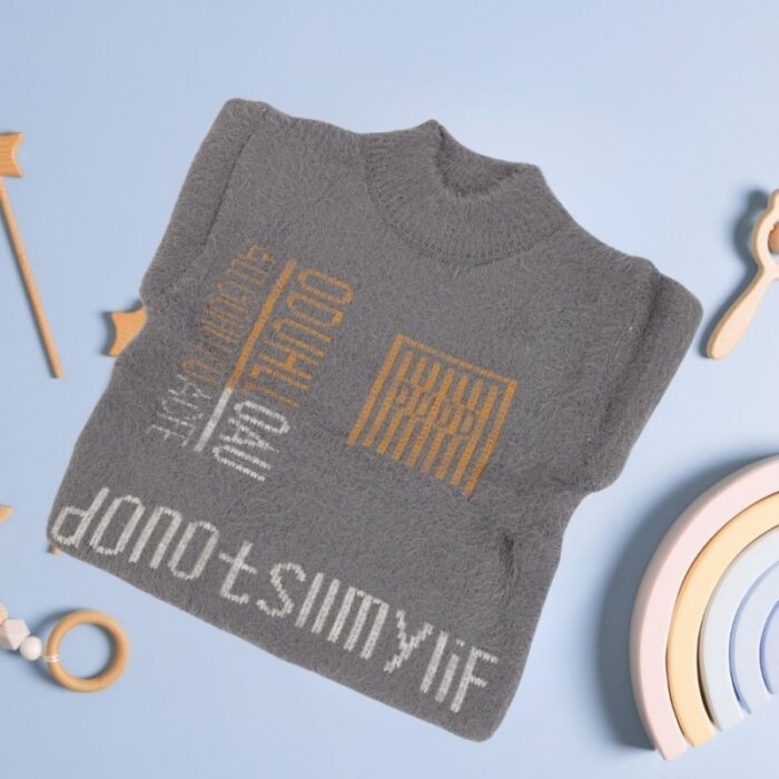 ⁦بلوزة صوف للأطفال لون سكني⁩ - الصورة ⁦7⁩