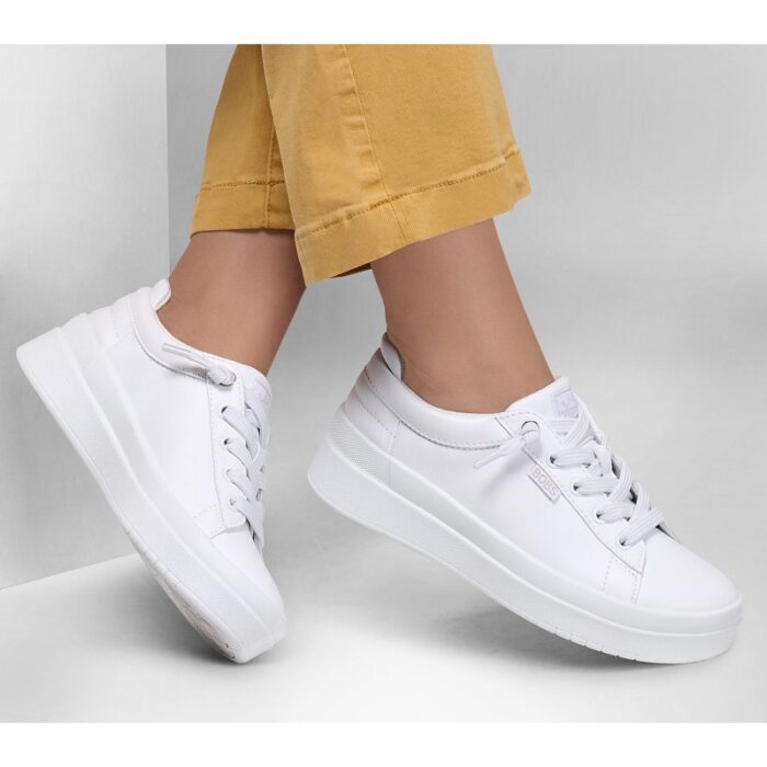 103379624_67de1e4534221 Skechers Women's BOBS D'Vine Sky - Main Step Shoes - حذاء سكيتشرز بوبس دي فاين سكاي للنساء لون أبيض - الصورة 1