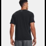 ⁦Under Armour Men's SUA Left Chest Logo Short Sleeve T-Shirt - تيشيرت أندر آرمر سبورت ستايل ليفت تشيست بأكمام قصيرة للرجال لون أسود⁩ - الصورة ⁦2⁩