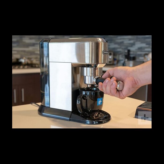 ⁦مكينة قهوة من Delonghi لون سلفر 1350 واط⁩ - الصورة ⁦6⁩