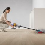 ⁦مكنسة عامودي Dyson V15s Detect Submarine Upright vacuum cleaner⁩ - الصورة ⁦6⁩